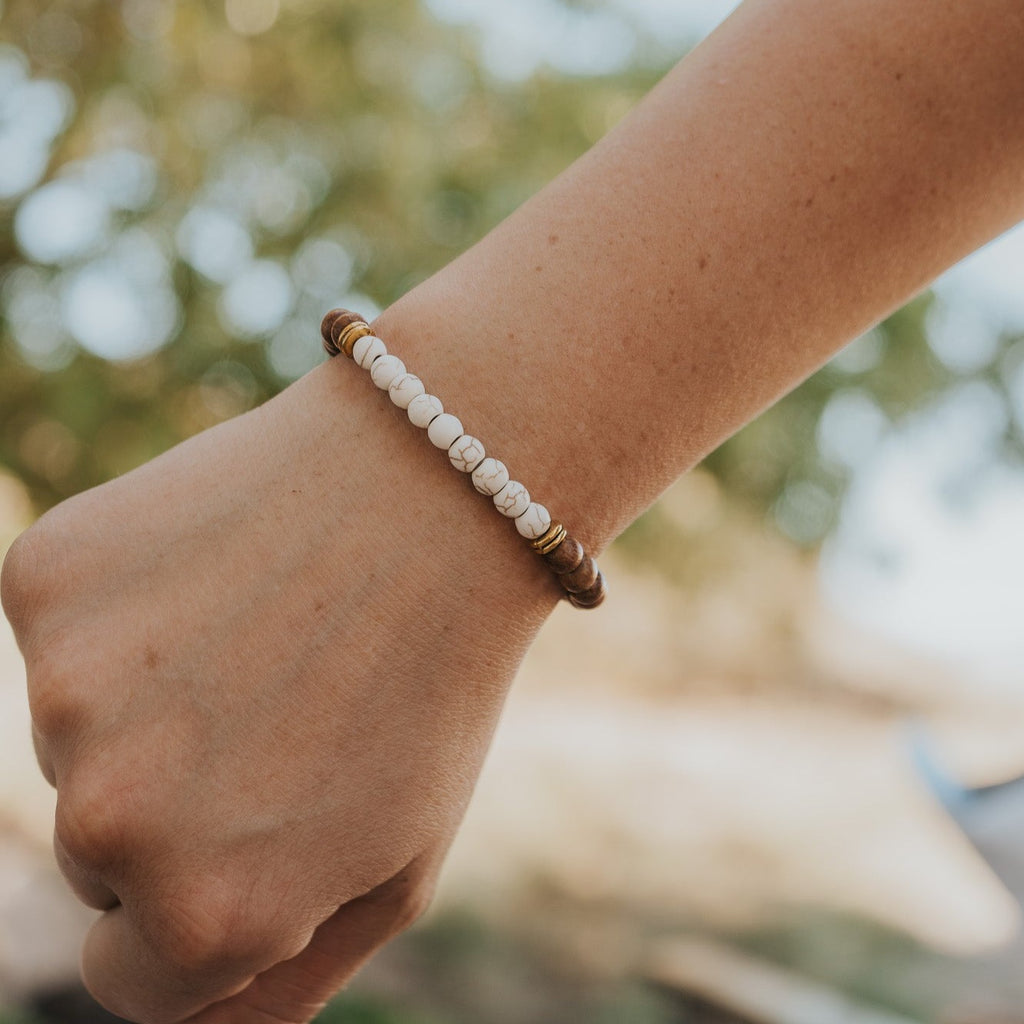 White Magnesite & Bayong Wood Diffuser Bracelet