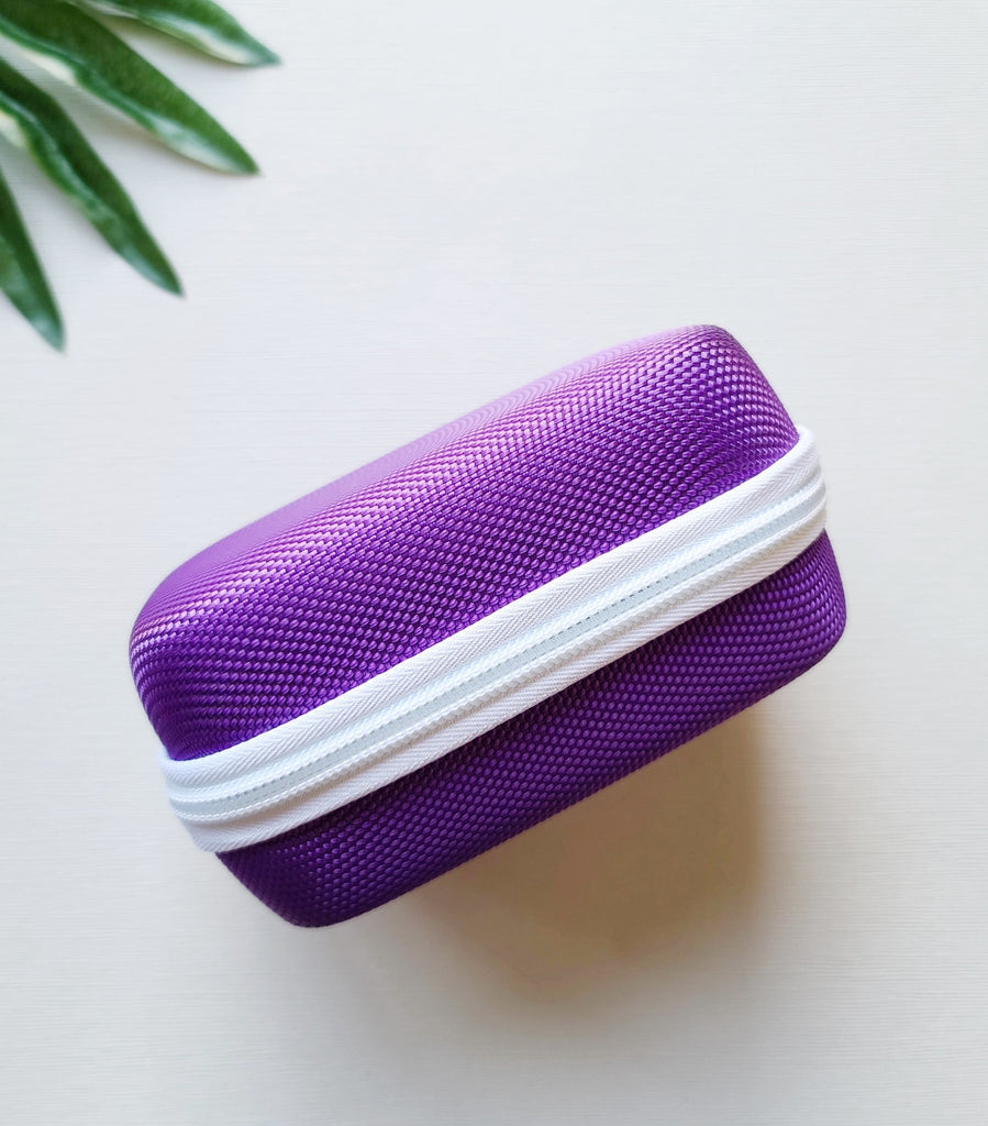 Textured Hard Shell Essential Oil Carrying Case - Holds 8 Bottles (5ML or 10ML)